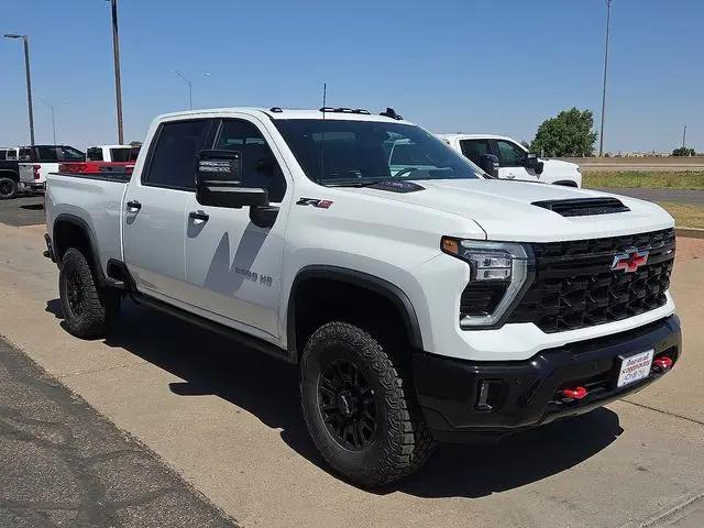2026 Chevrolet Silverado 2500HD Crew Cab, Standard Bed, XR2, 4WD