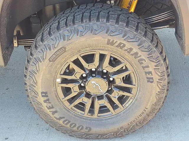 2026 Chevrolet Silverado 2500HD Crew Cab, Standard Bed, XR2, 4WD