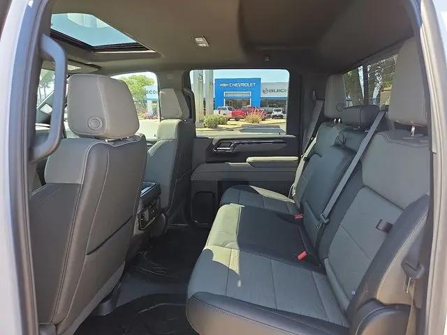 2026 Chevrolet Silverado 2500HD Crew Cab, Standard Bed, XR2, 4WD