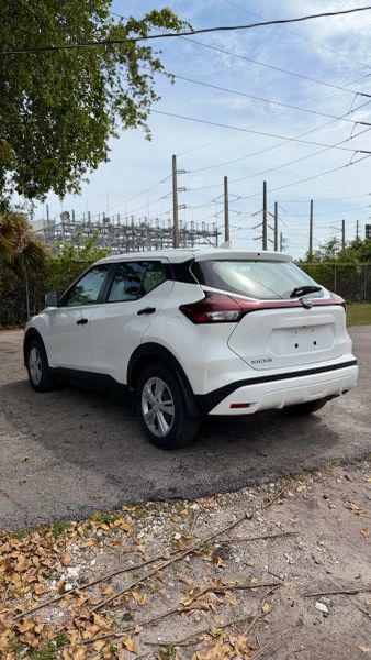 2023 Nissan Kicks S Xtronic CVT
