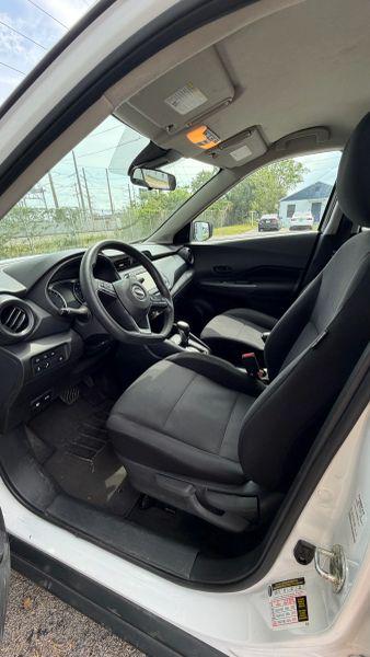 2023 Nissan Kicks S Xtronic CVT