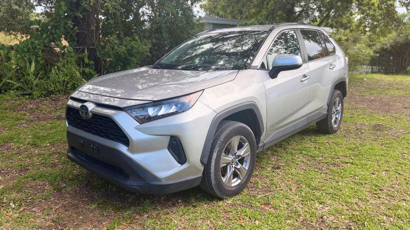 2022 Toyota RAV4 Hybrid LE for sale in Miami, FL