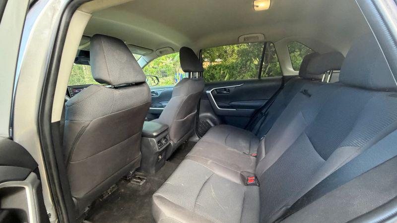 2022 Toyota RAV4 Hybrid LE