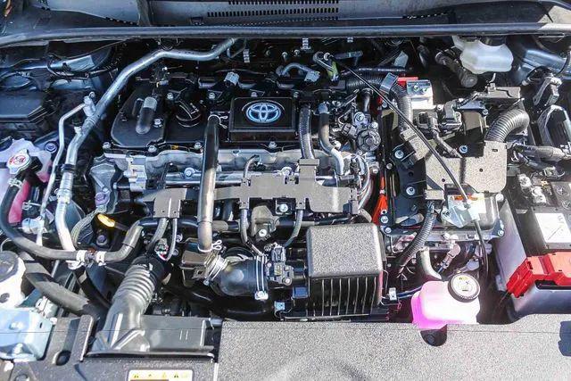 2024 Toyota Corolla Hybrid LE