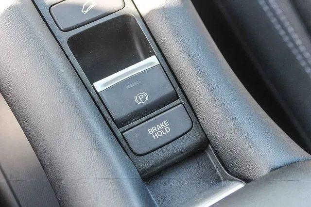 2025 Honda HR-V 2WD LX