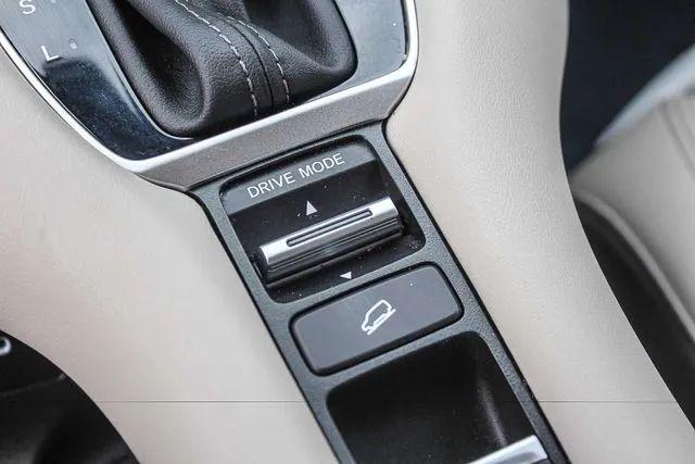 2024 Honda HR-V 2WD EX-L