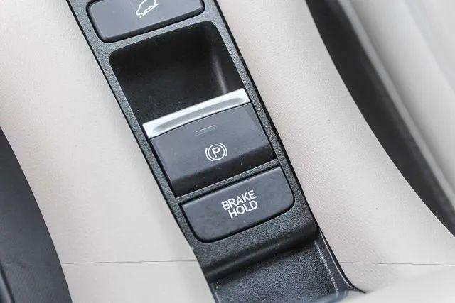 2024 Honda HR-V 2WD EX-L