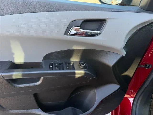 2013 Chevrolet Sonic LT Auto