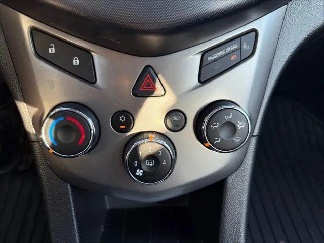 2013 Chevrolet Sonic LT Auto