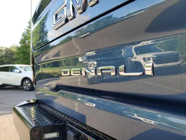 2026 GMC Sierra 3500HD Crew Cab, Long Bed, Denali Ultimate Dual Rear Wheel, 4WD