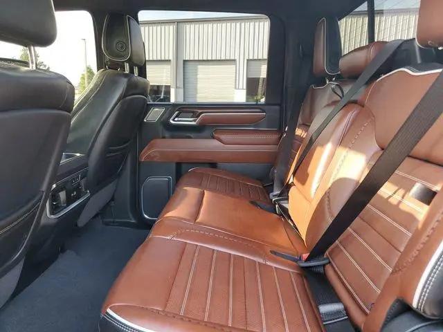 2026 GMC Sierra 3500HD Crew Cab, Long Bed, Denali Ultimate Dual Rear Wheel, 4WD