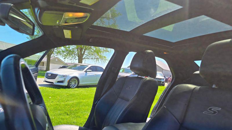 2016 Chrysler 300 S