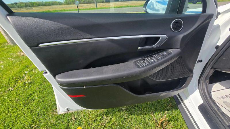 2022 Hyundai Sonata Hybrid Blue