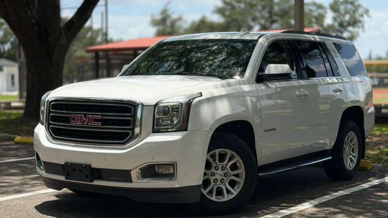 2017 GMC Yukon SLT