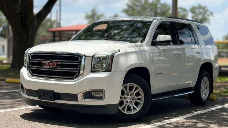 2017 GMC Yukon SLT