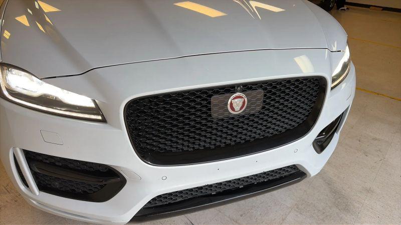 2018 Jaguar F-PACE 25t R-Sport