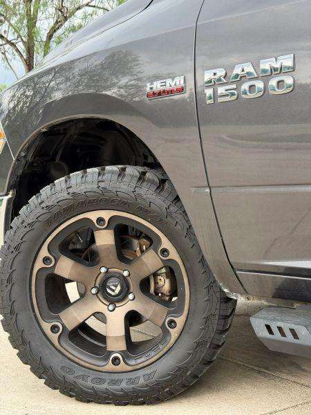 2017 Ram 1500 Laramie Crew Cab 4x4 5'7" Box