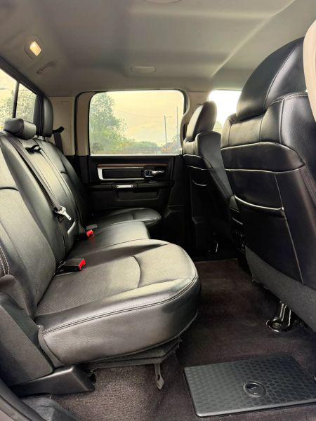 2017 Ram 1500 Laramie Crew Cab 4x4 5'7" Box