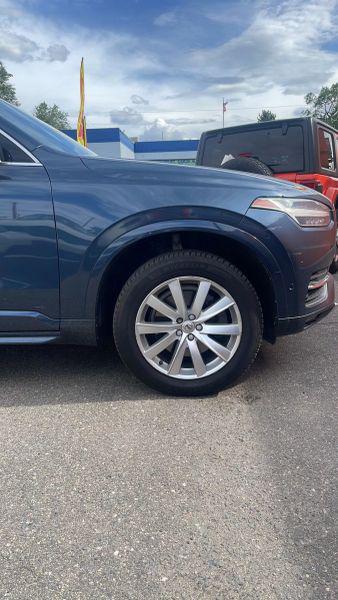 2018 Volvo XC90 T5 Momentum
