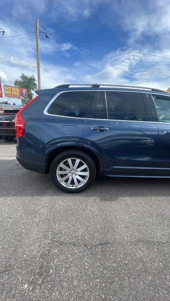 2018 Volvo XC90 T5 Momentum