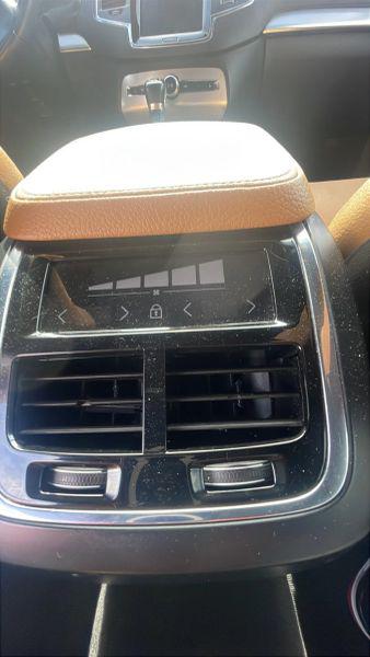 2018 Volvo XC90 T5 Momentum