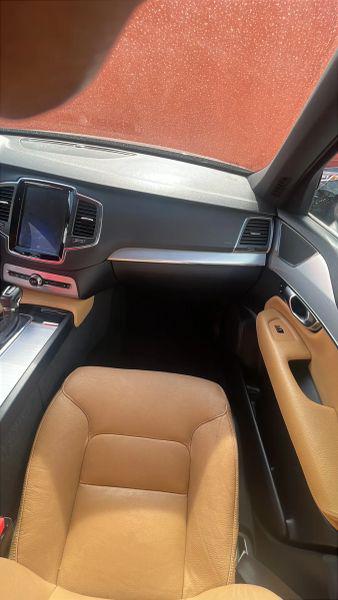 2018 Volvo XC90 T5 Momentum