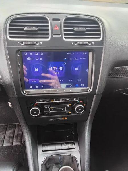2012 Volkswagen Golf R 4-Door