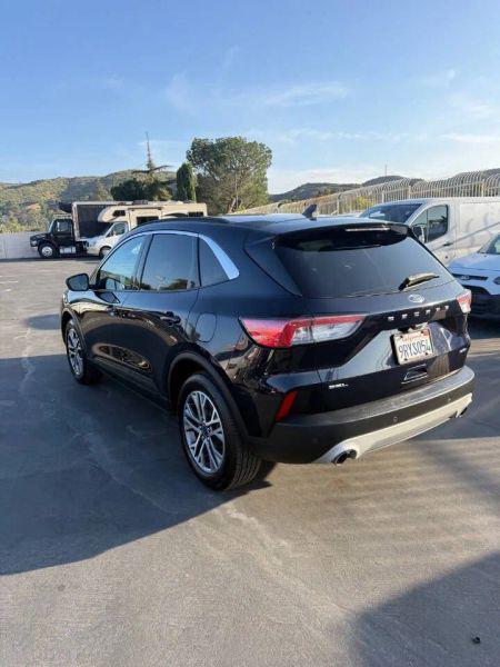 2021 Ford Escape SEL