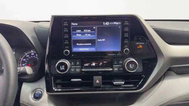 2021 Toyota Highlander LE