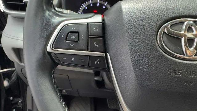 2021 Toyota Highlander LE