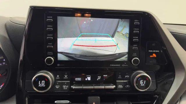 2021 Toyota Highlander LE