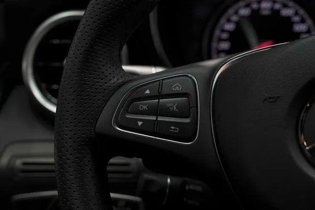 2019 Mercedes-Benz GLC 300
