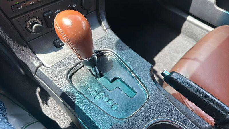 2003 Ford Thunderbird Base