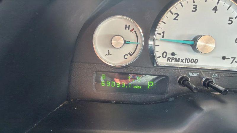 2003 Ford Thunderbird Base