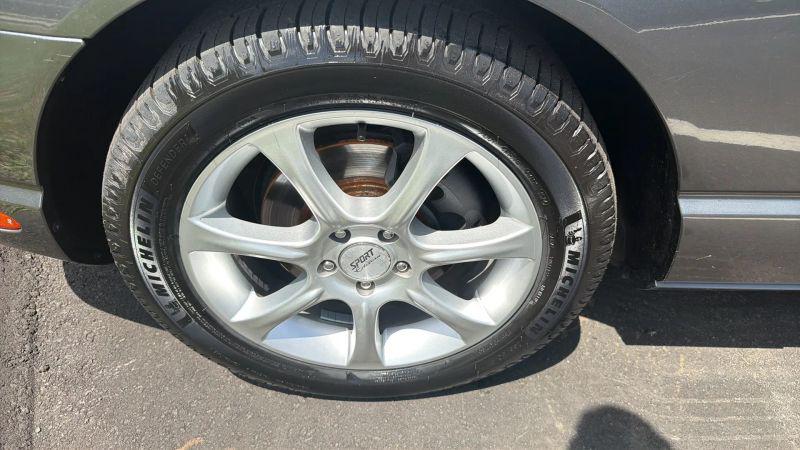 2003 Ford Thunderbird Base