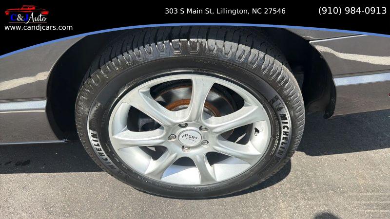 2003 Ford Thunderbird Base