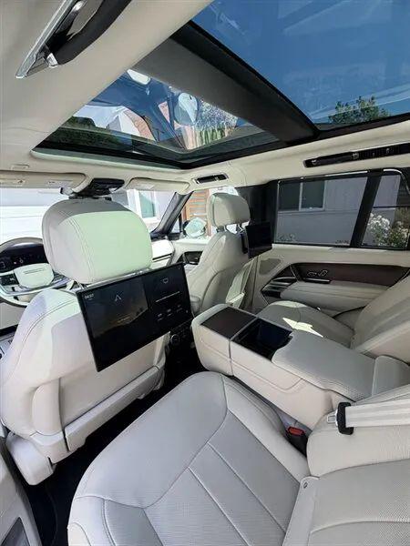 2023 Land Rover Range Rover Autobiography