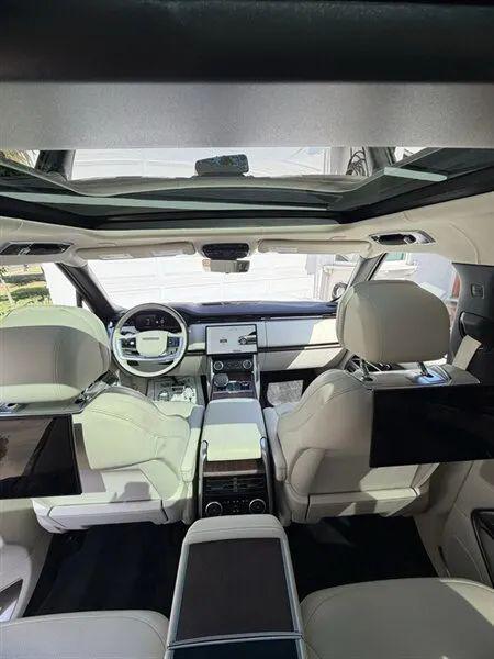 2023 Land Rover Range Rover Autobiography
