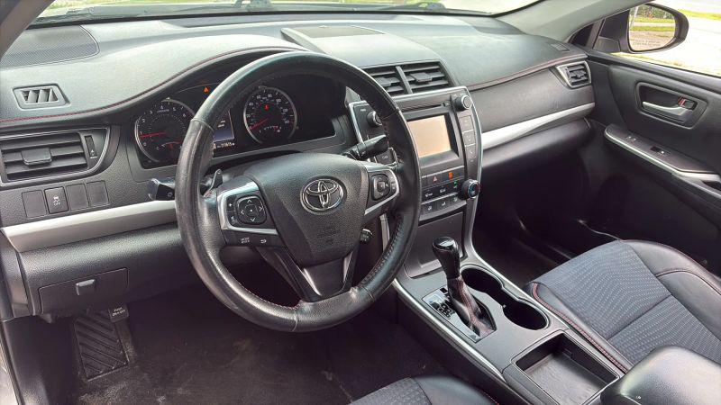 2015 Toyota Camry SE