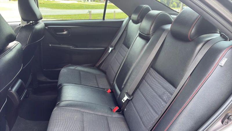 2015 Toyota Camry SE