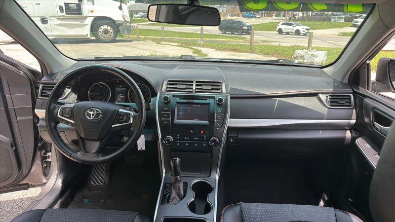 2015 Toyota Camry SE