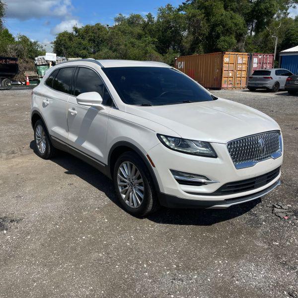 2019 Lincoln MKC Standard