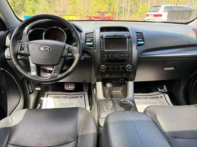 2011 Kia Sorento SX V6