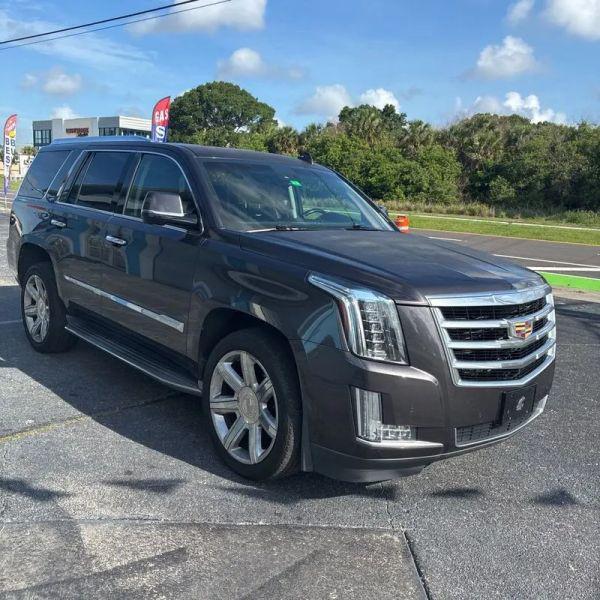 2015 Cadillac Escalade Luxury