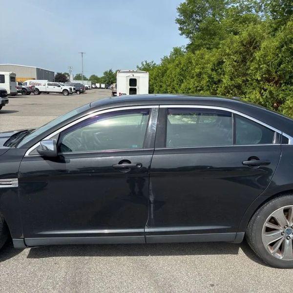 2010 Ford Taurus Limited