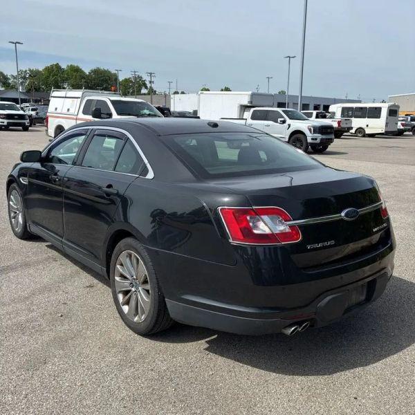 2010 Ford Taurus Limited