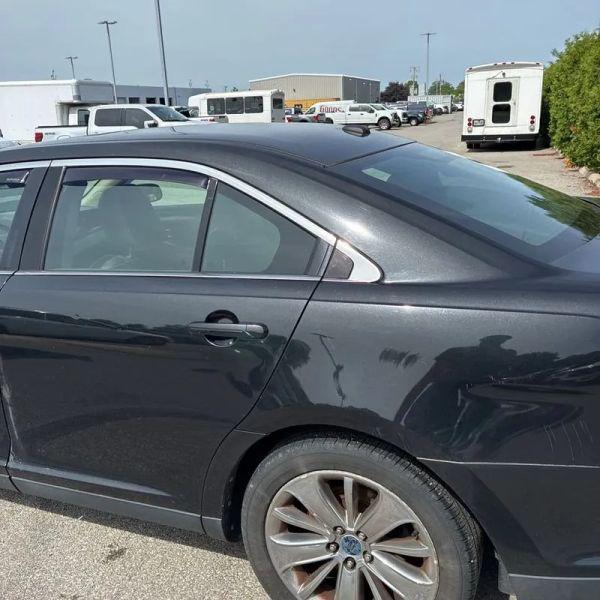 2010 Ford Taurus Limited