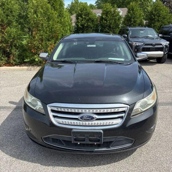 2010 Ford Taurus Limited