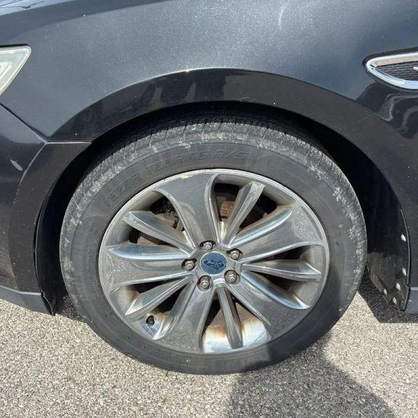 2010 Ford Taurus Limited