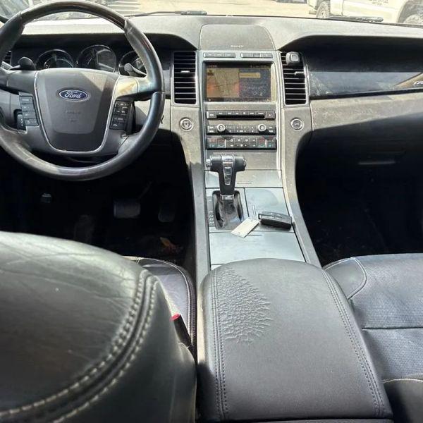2010 Ford Taurus Limited